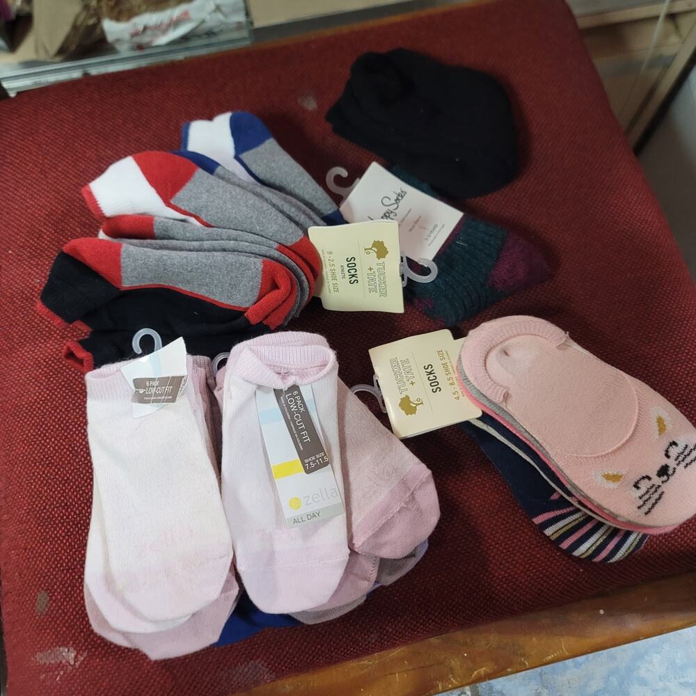 26 Pairs of Kids/Youth Nordstrom Socks boys girls Medium large & Small